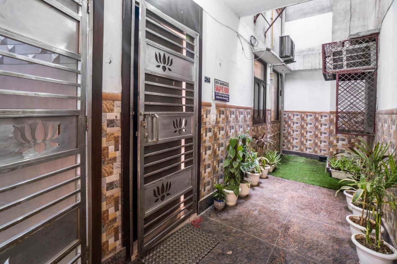 Homlee-Villa Luxury-2Bhk-Anand Vihar-Ramprastha Ghaziabad Exterior foto